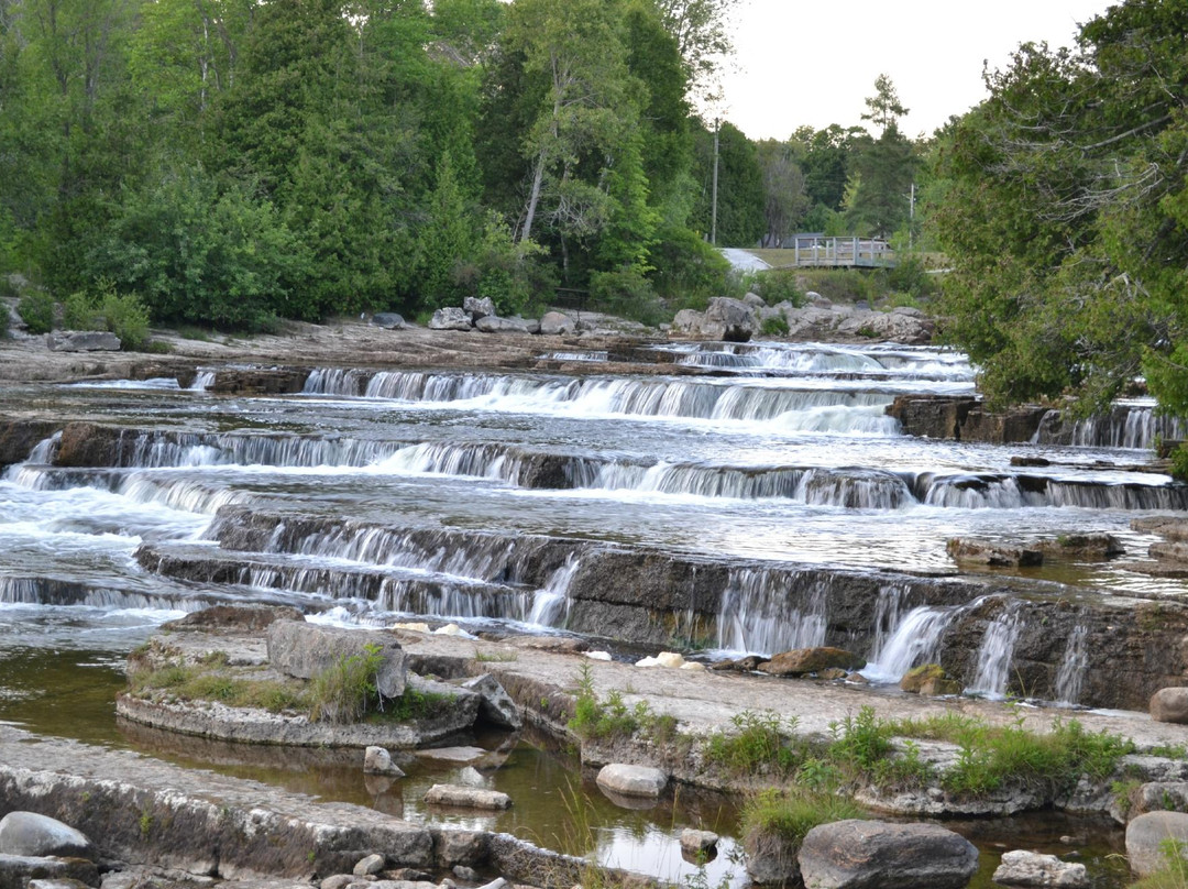 Sauble Falls Provincial Park景点图片