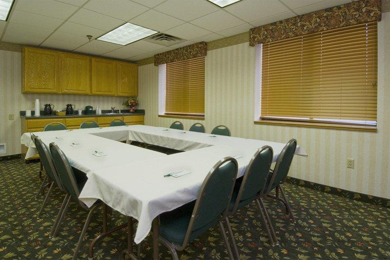 Holiday Inn Express Mishawaka主图