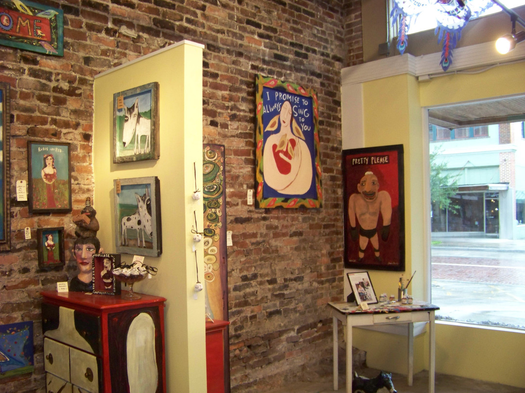 Gallery On First-桑福德必去景点