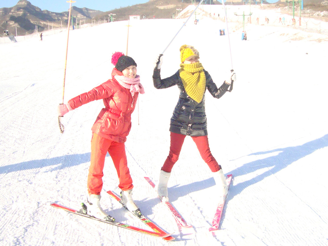 清凉山滑雪场-井陉县必去景点