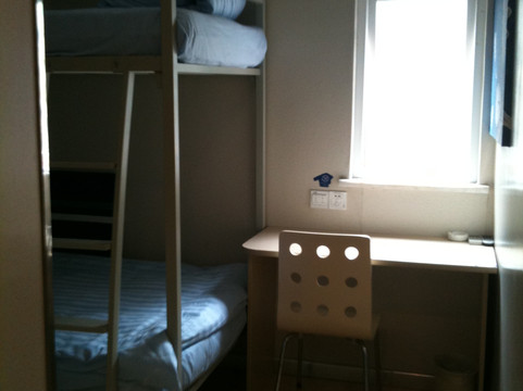 汉庭重庆观音桥地铁站酒店主图