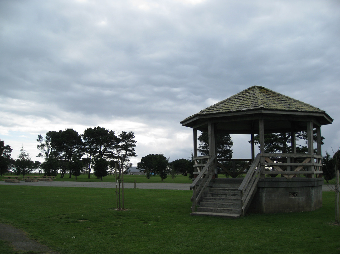 Beachfront Park景点图片