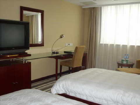 格林豪泰苏州何山商务酒店-客卧