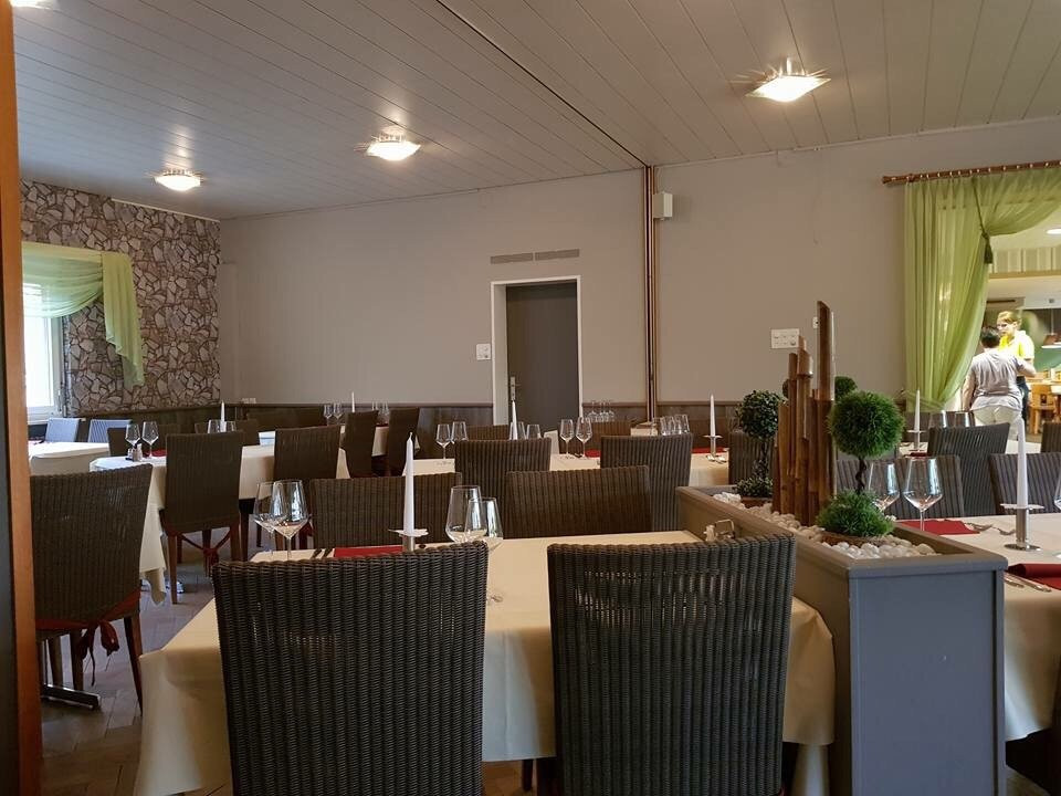 Wallbach餐馆和美食-Gasthof zum Anker