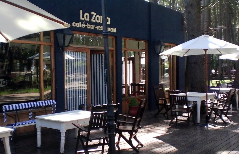 La Zorra Cafetería Restaurant
