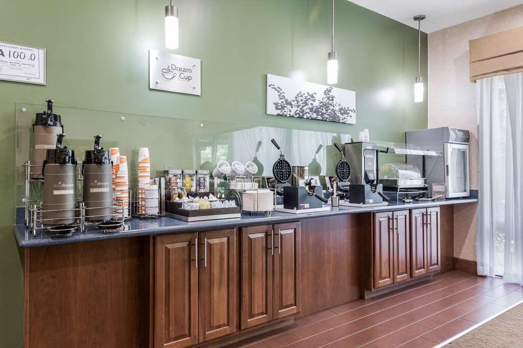 Sleep Inn & Suites Smithfield Near I-95主图