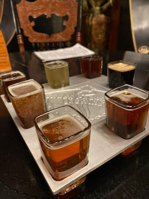 Under Pressure Brewing-黄金谷必去景点