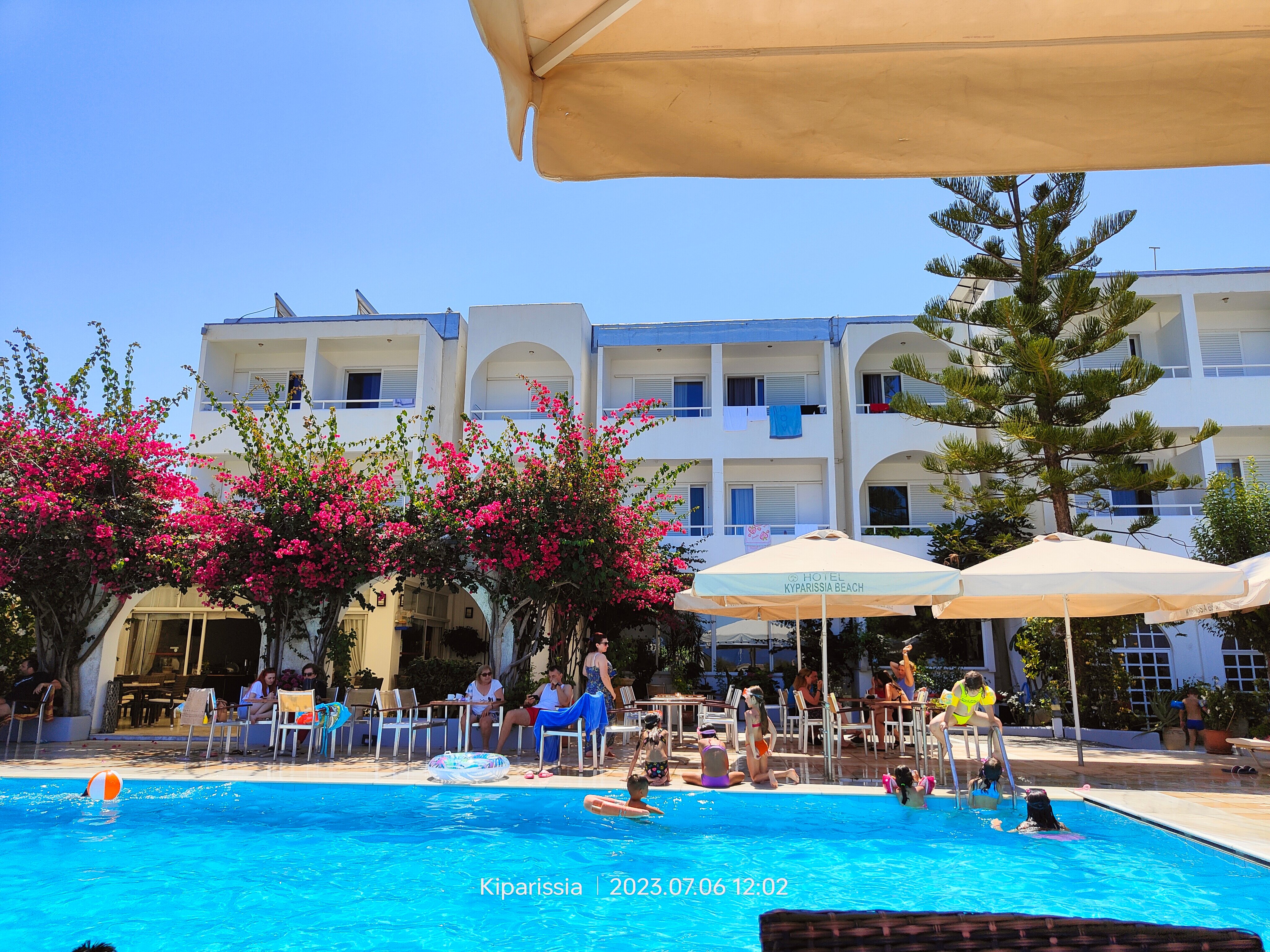 Kyparissia Beach Hotel-泳池