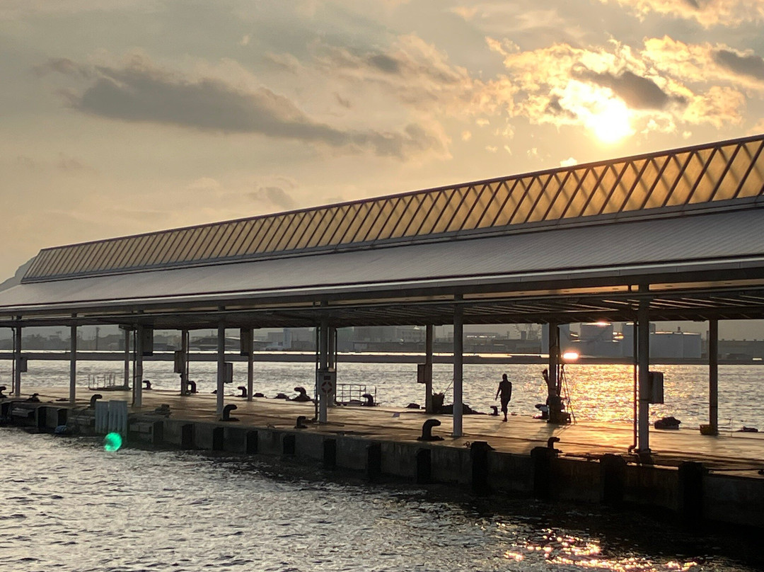Takamatsu Port-高松市必去景点