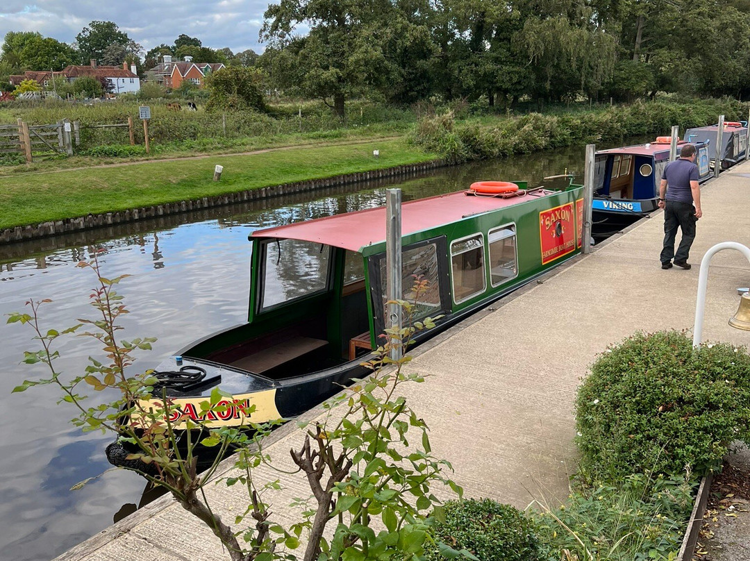 Farncombe Boat House景点图片