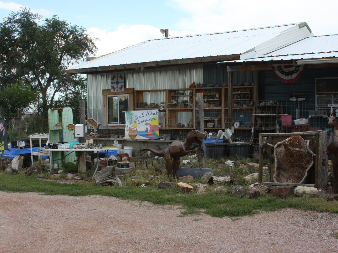 Prairie Agate Rock Shop-Crawford必去景点