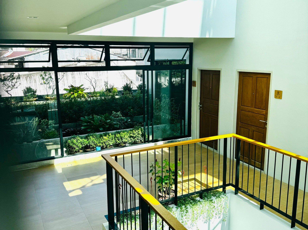 普吉岛小巷山公寓酒店