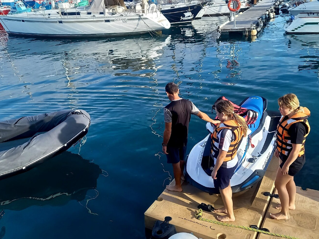 Esnautica Watersports-阿尔吉内金必去景点