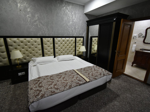 比什凯克广场酒店主图