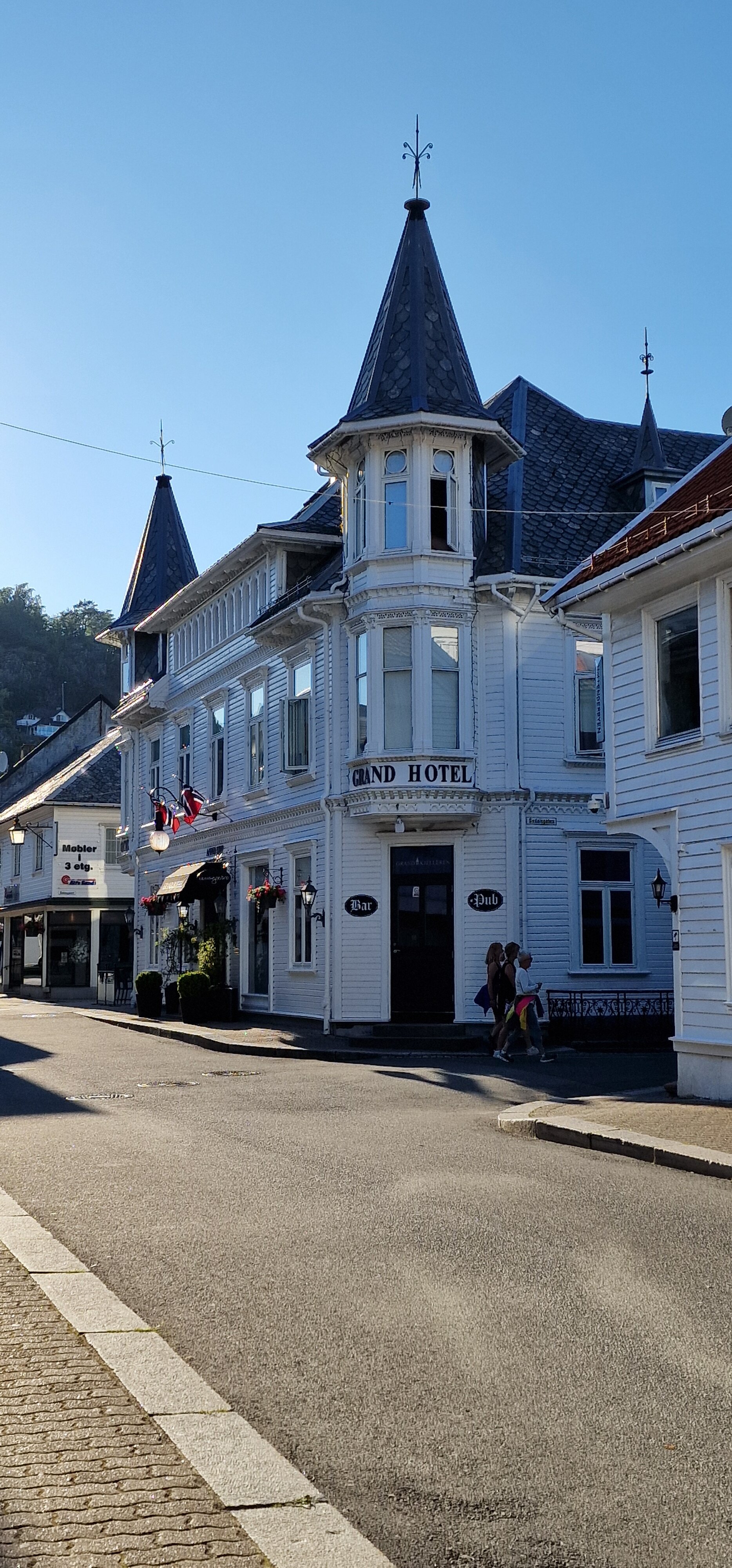 Grand Hotel-官方