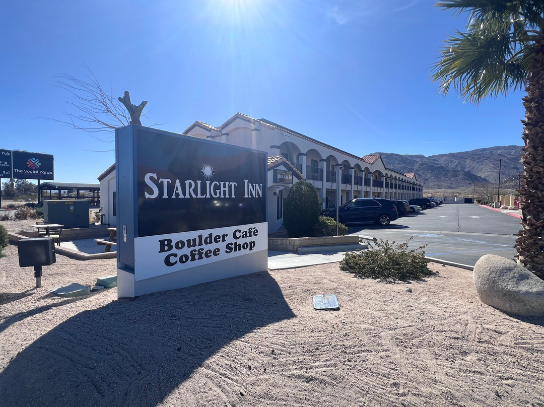 Starlight Inn & Suites Motel 29 Palms Joshua Tree National Park主图