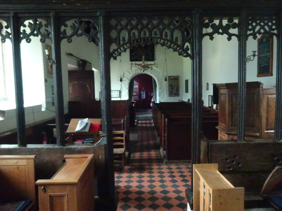 St Melangell's Church-Llangynog必去景点