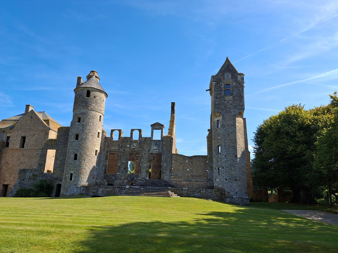 Château de Gratot景点图片