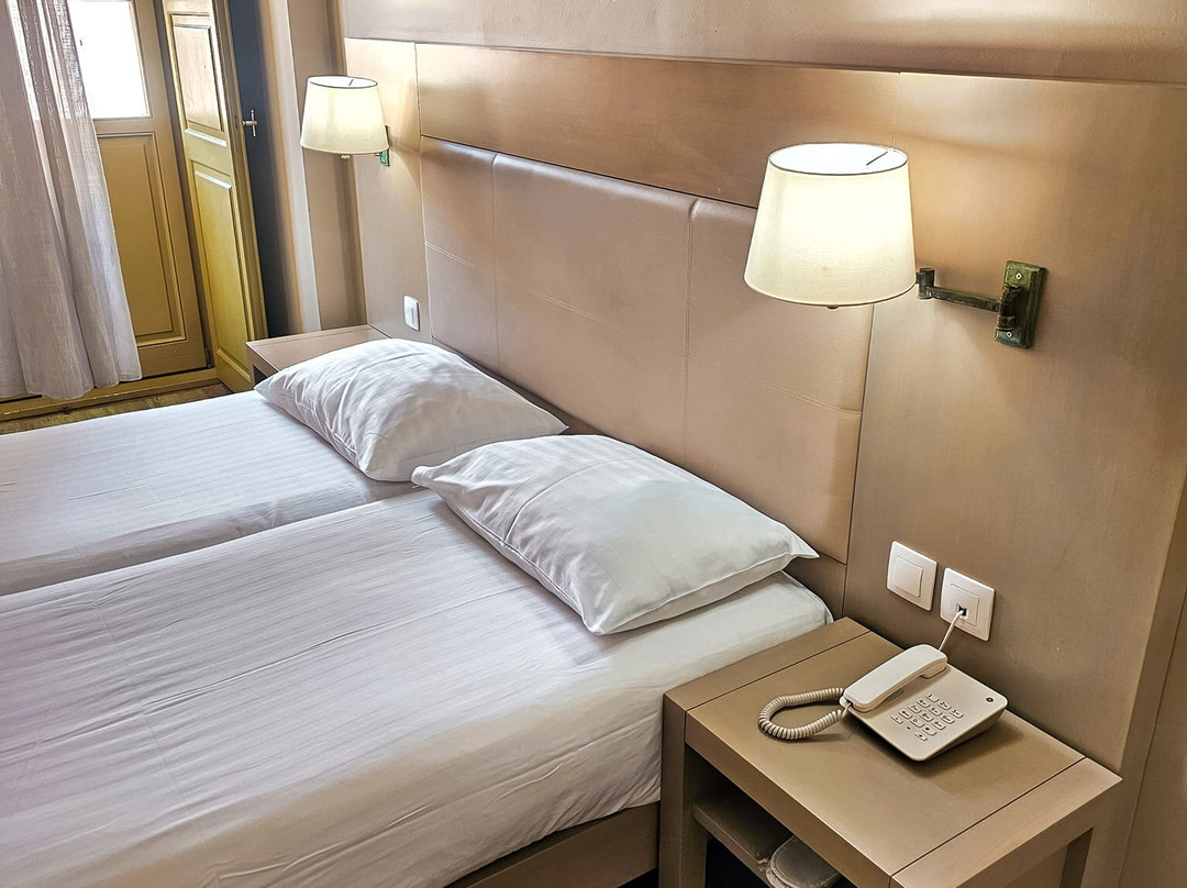 Diogenis Hotel主图