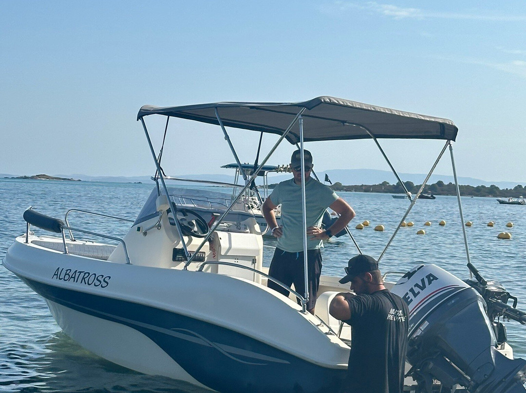 Albatross Rent a Boat Vourvourou-Vourvourou必去景点