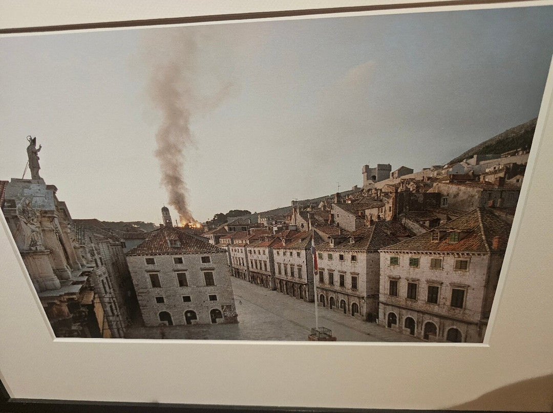 War Photo Limited景点图片