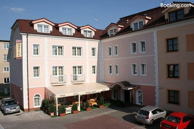 Hotel Tilia主图