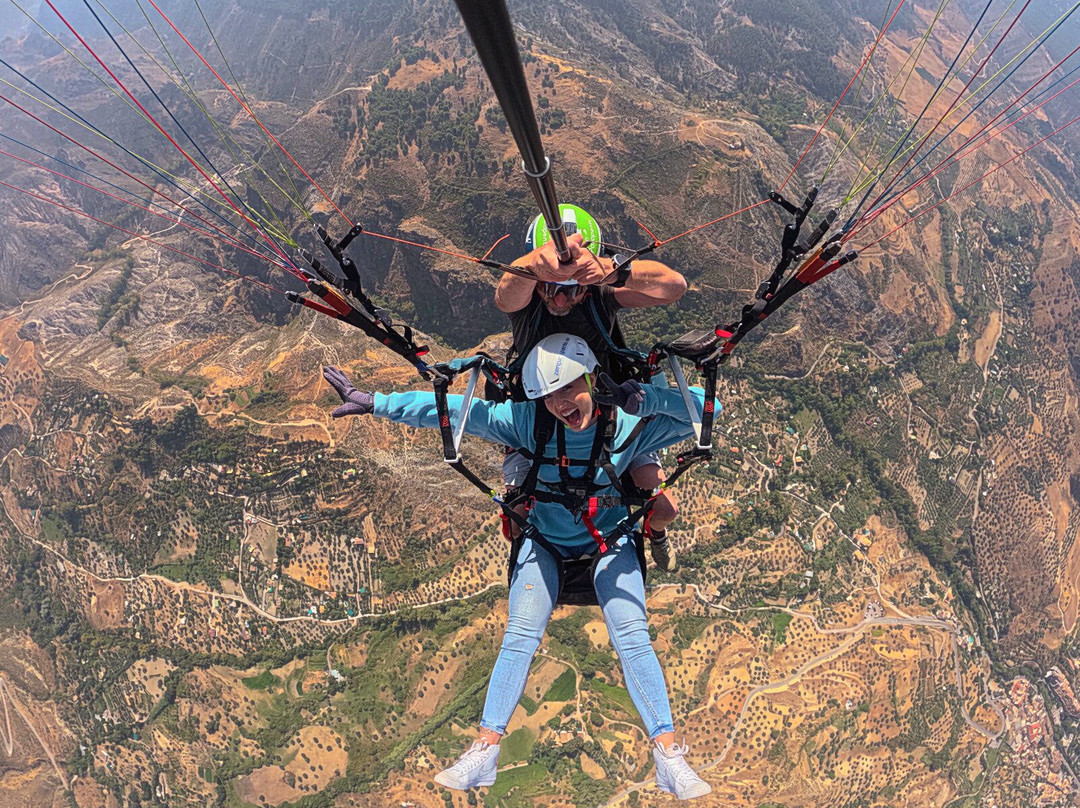 Zen Parapente-塞内斯德拉韦加必去景点