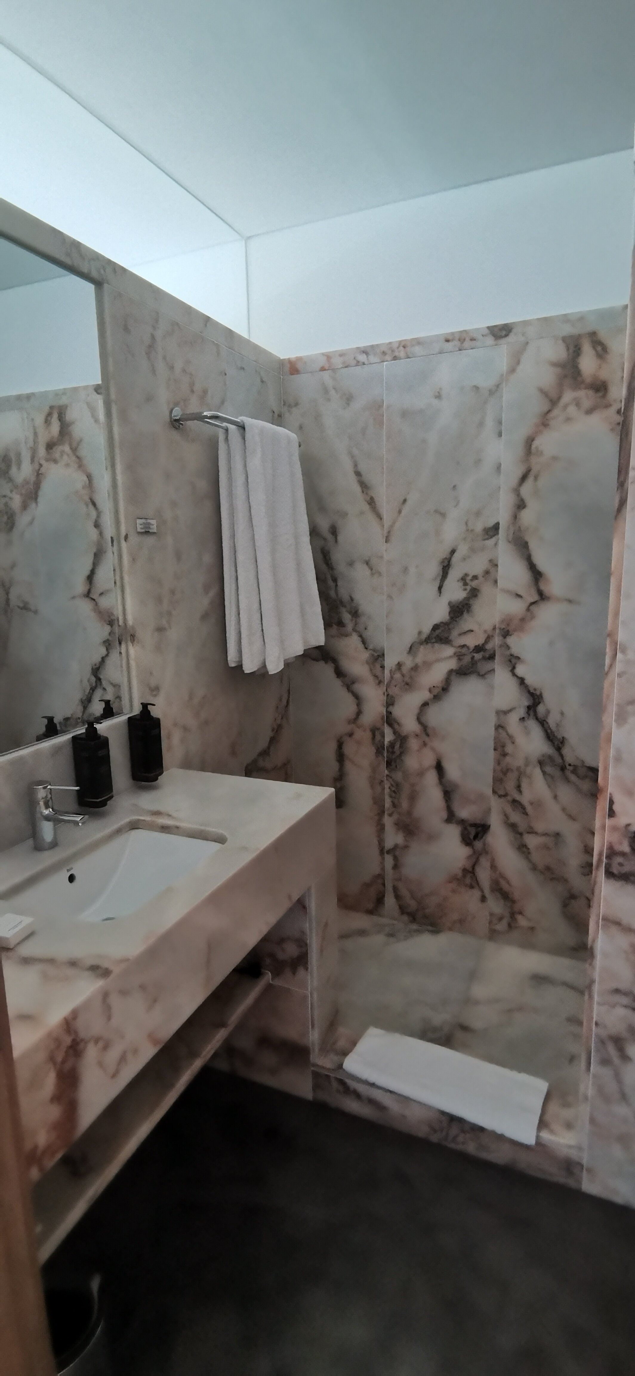 Evora Olive Hotel-浴室