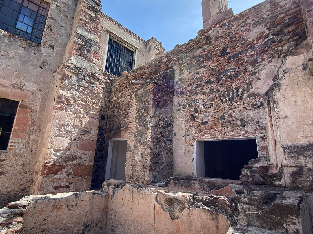 Templo y ex-convento de la Santa Cruz de los Milagros-克雷塔罗必去景点