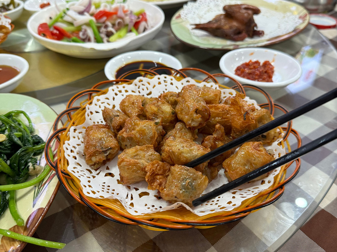 Yongji Chaoshan Casserole Porridge