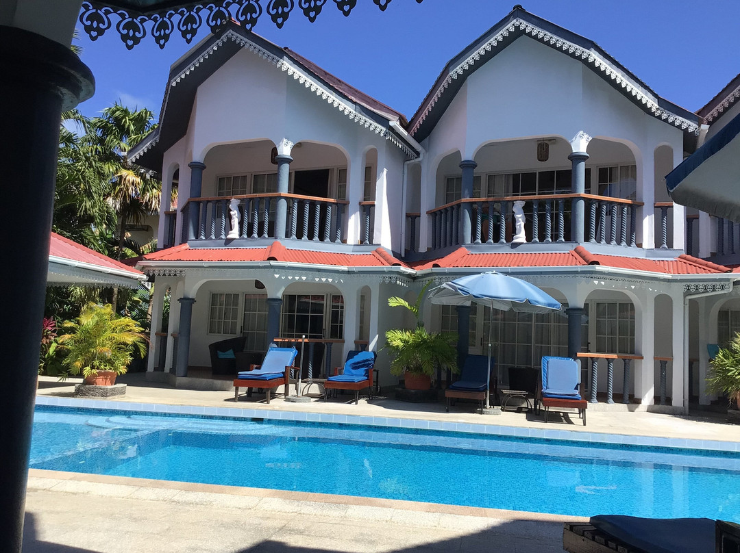 忘忧堡酒店主图