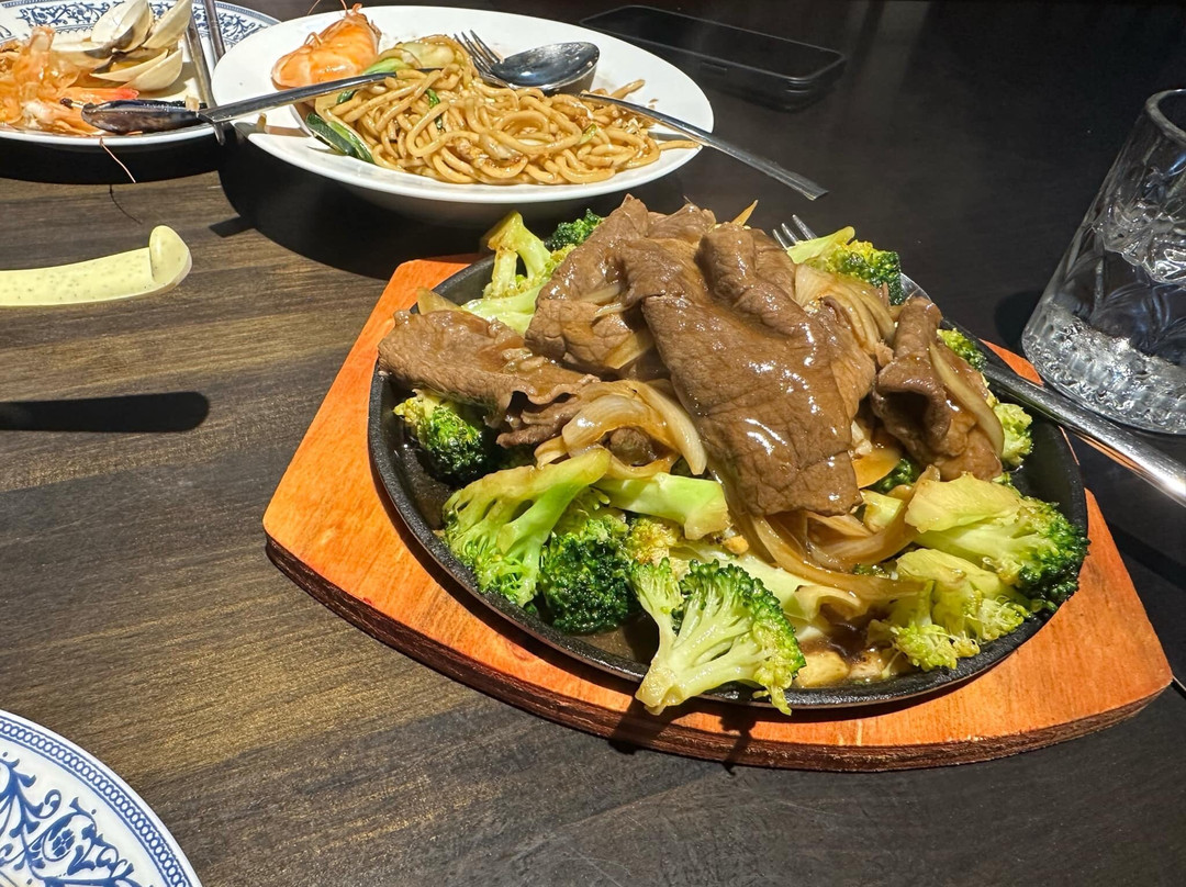 Restaurante Huang Table Barbecue & Hot Pot