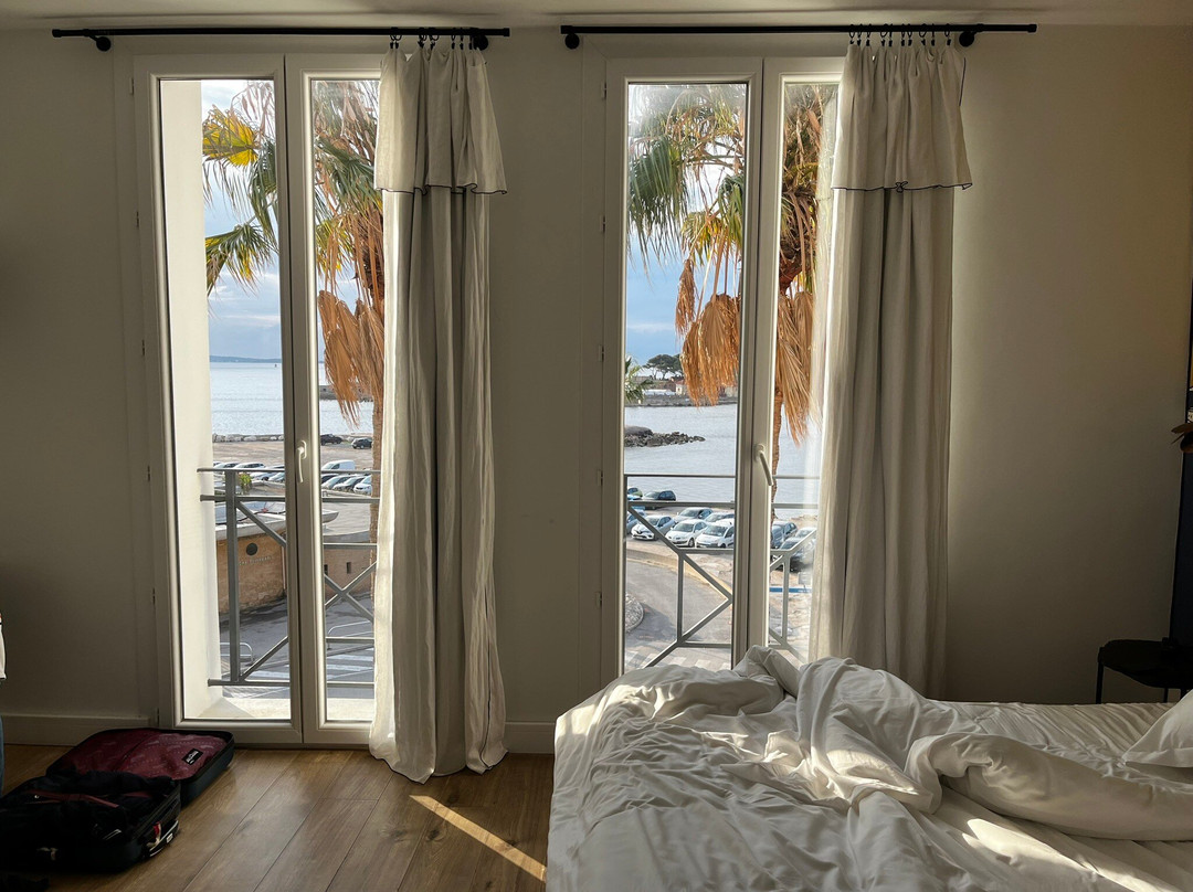 基拉戈酒店主图