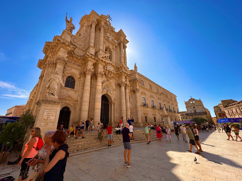 Greeking.me-伊拉克利翁必去景点