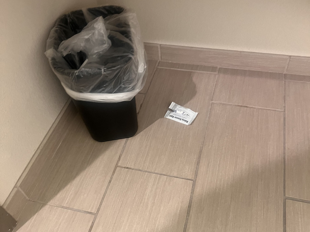 Holiday Inn Express & Suites Omaha South - Ralston Arena by IHG主图