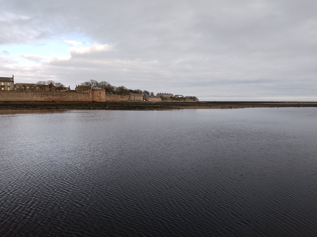 Berwick Upon Tweed Castle & Ramparts-特威德河畔贝里克必去景点