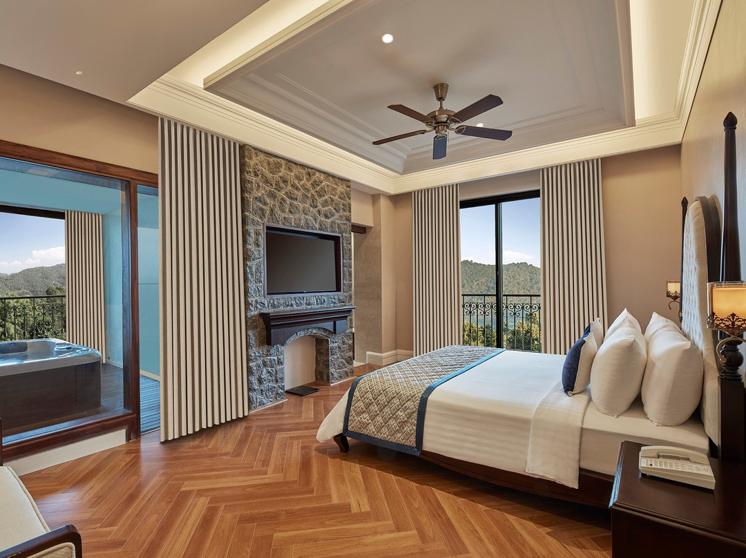 Fortune Select Forest Hill, Mahiya主图