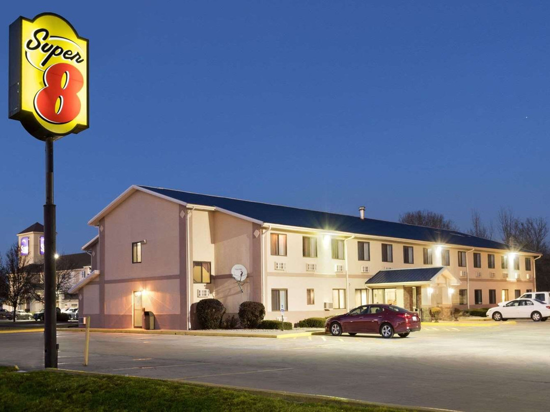 Super 8 by Wyndham Danville