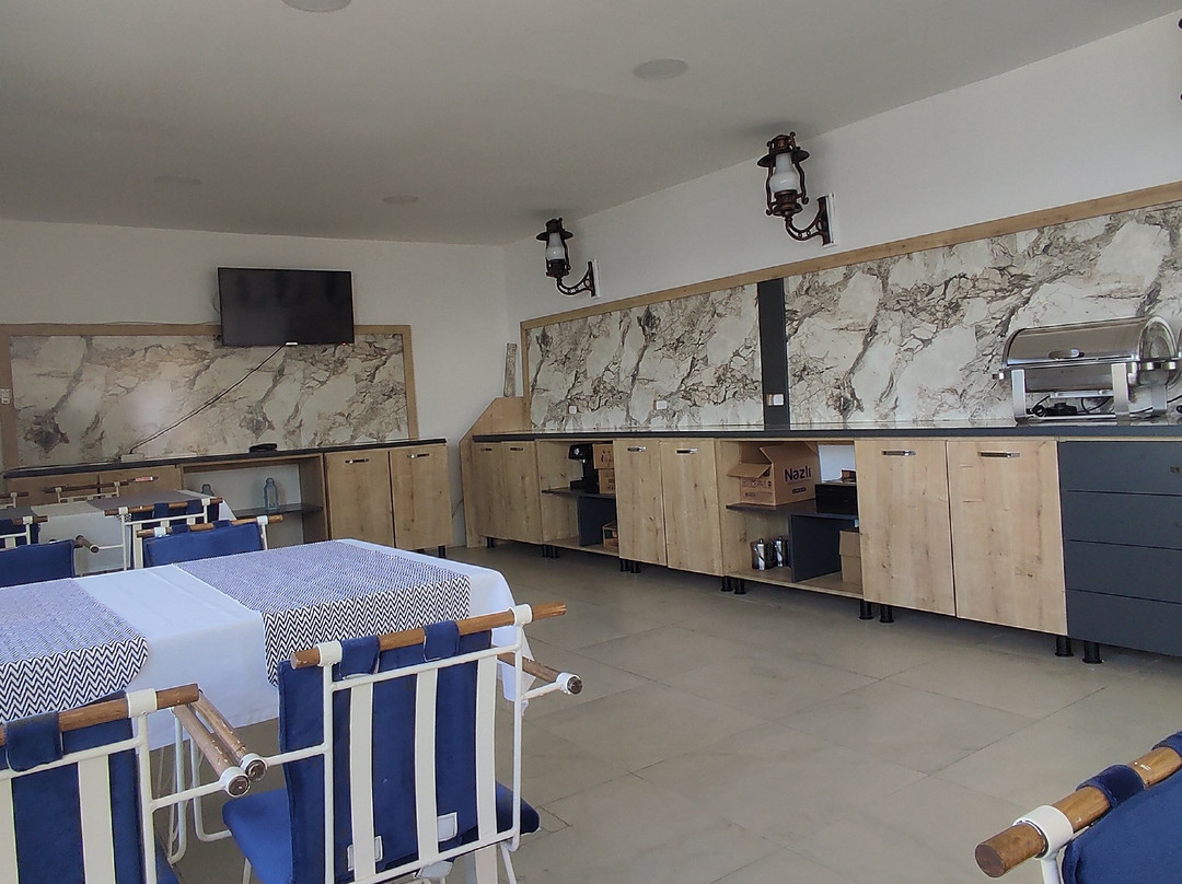 Akçay Pier Hotel & Beach