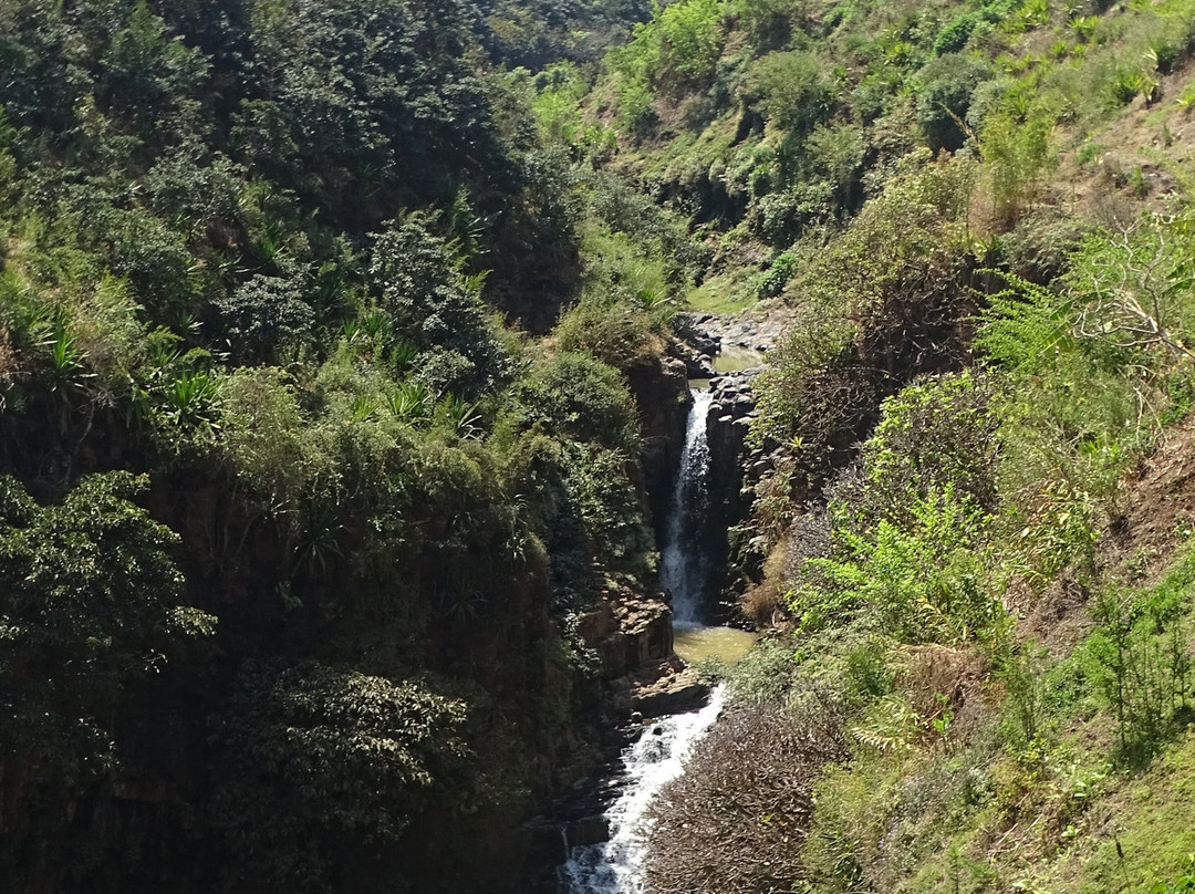Chutes d'Antafofo景点图片