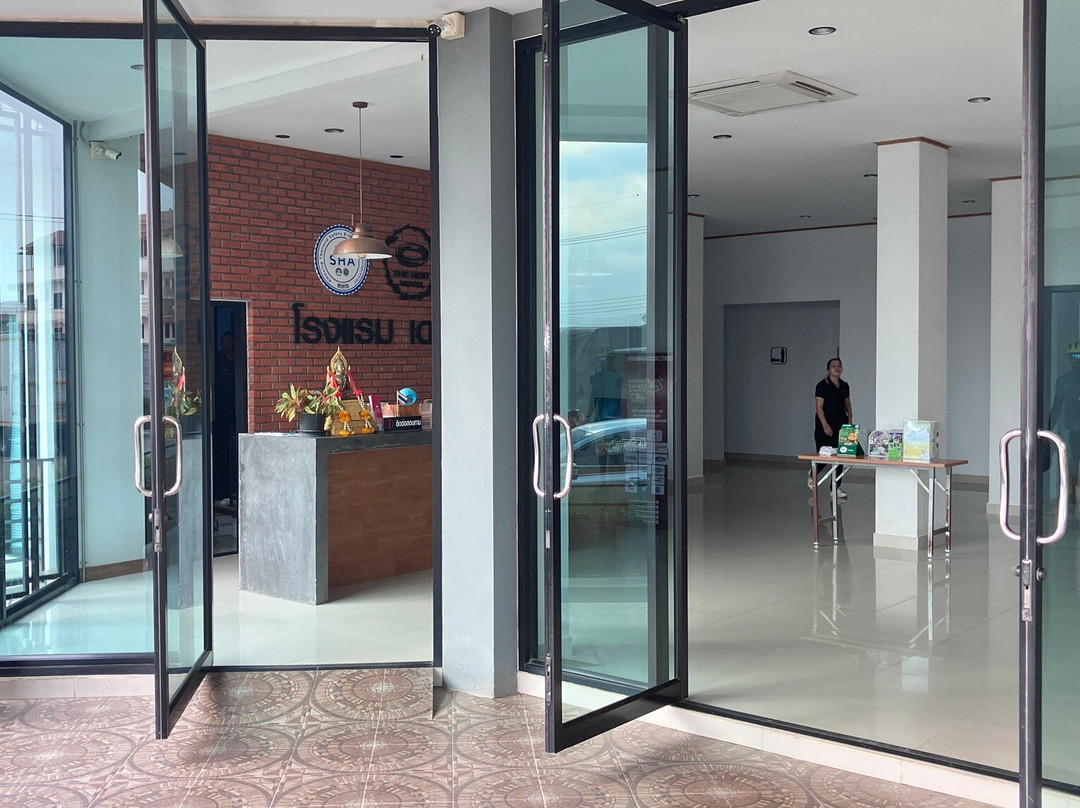 The Nest Hotel Phichit主图
