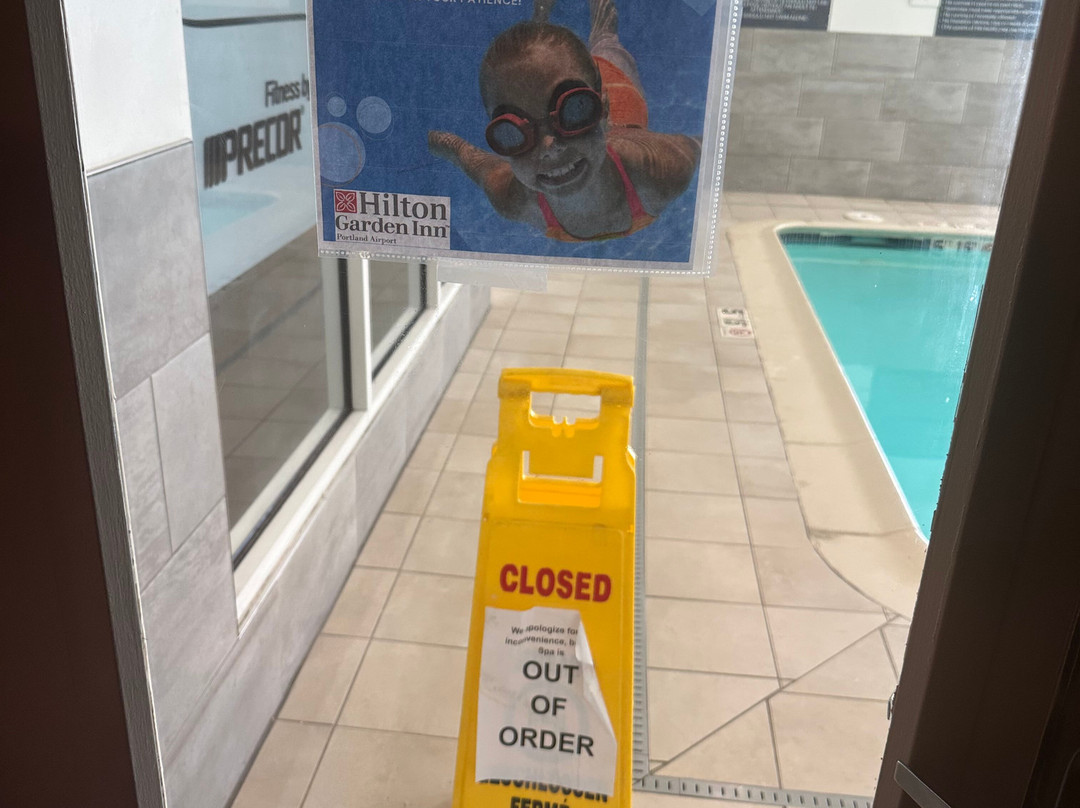 波特兰机场希尔顿花园酒店主图