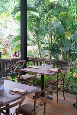 巴厘诺夫斯别墅主图