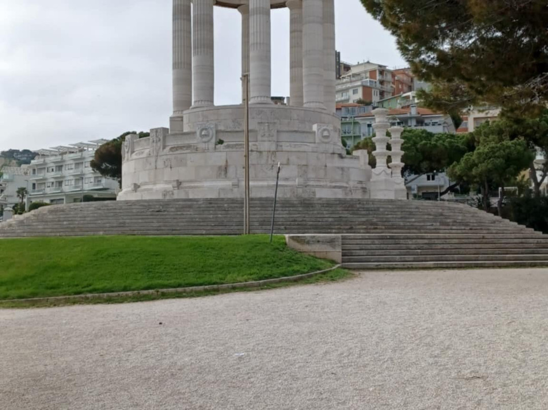 Monumento ai Caduti-安科纳必去景点