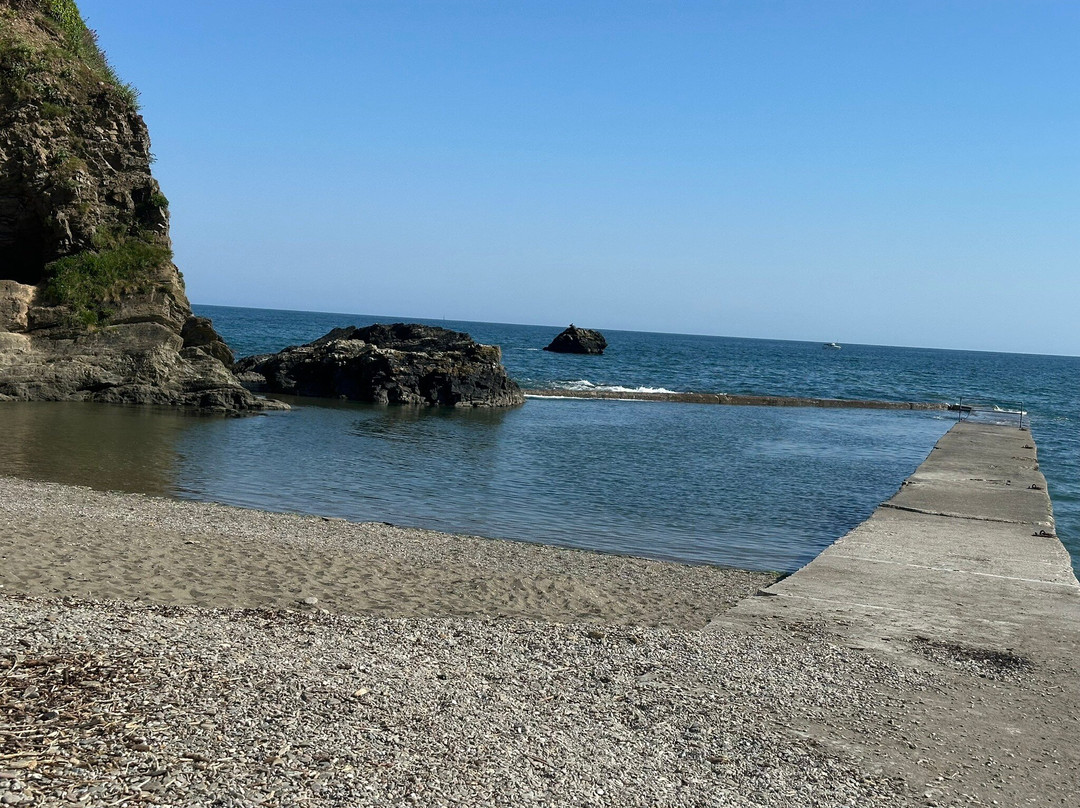 Millendreath Beach-卢城必去景点