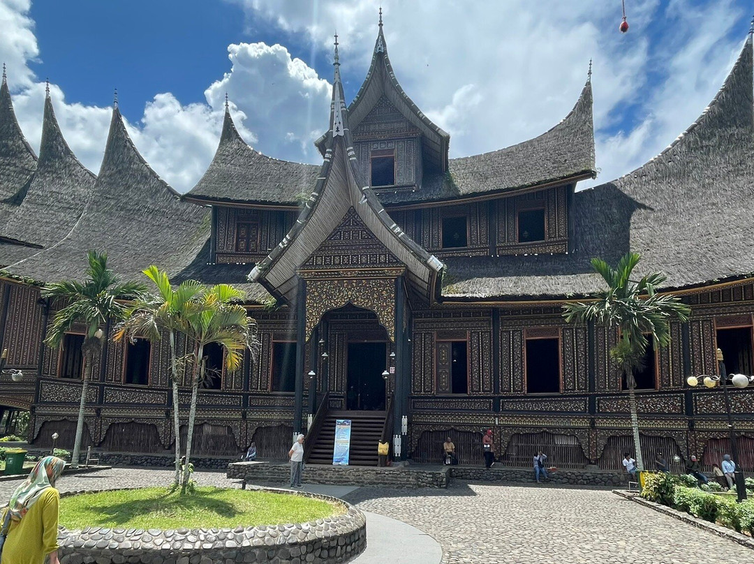 Tri Jaya - Day Tours-棉兰必去景点