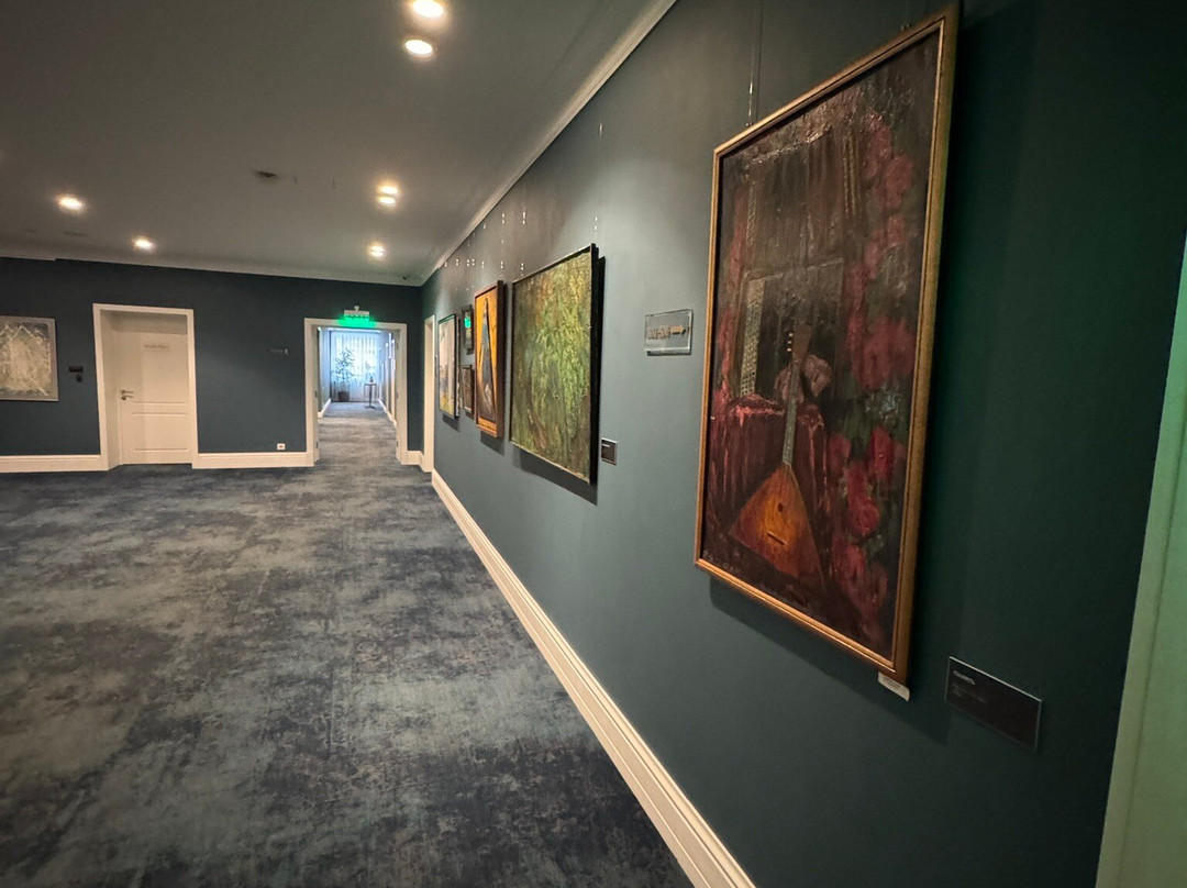 Ostrovskiy Hotel主图