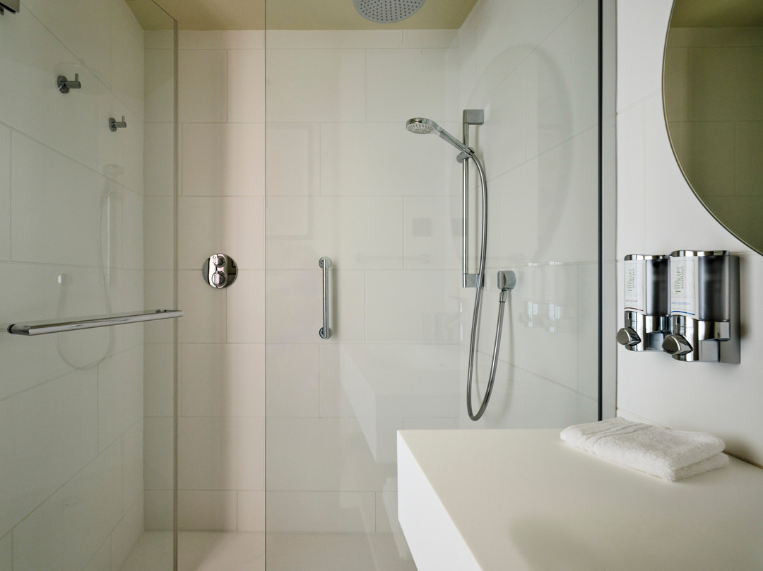 Hampton By Hilton Lyon Airport