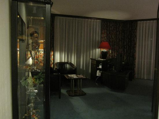 慕尼黑南部假日客栈酒店主图