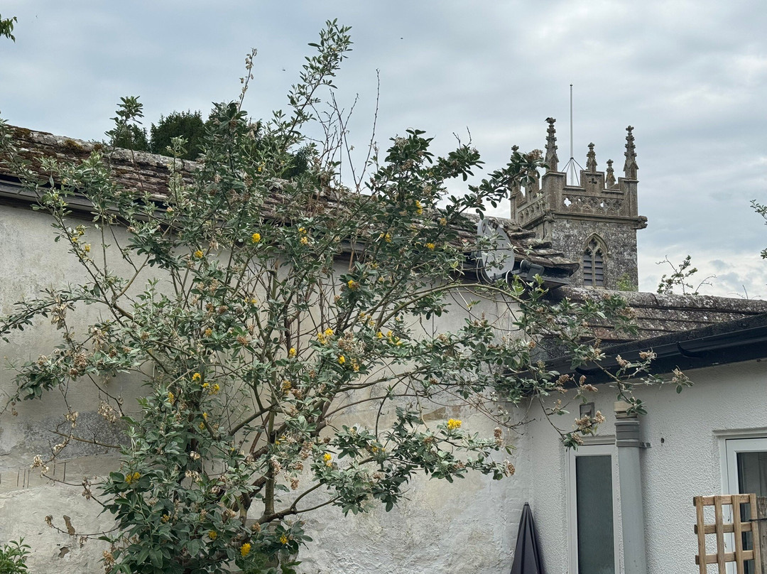 The Old Post House主图